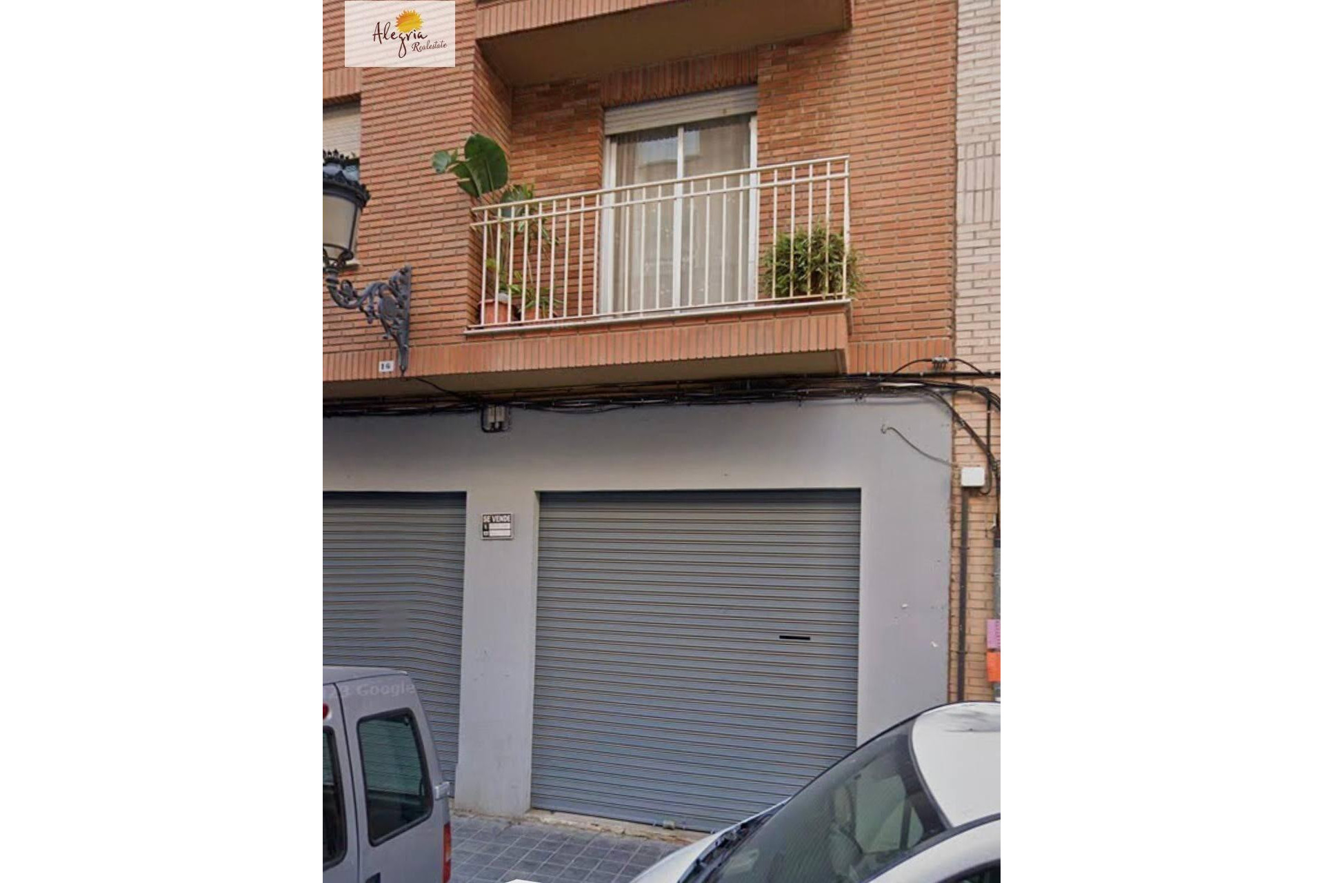 Alquiler a largo plazo - Local Comercial - Valencia - La Raiosa