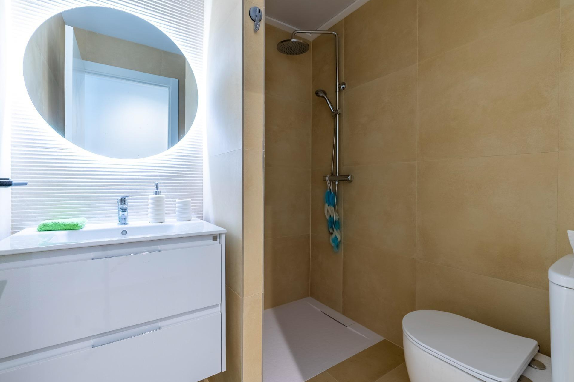 Alquiler a largo plazo - Villa - Finestrat - Finestrat Urbanizaciones