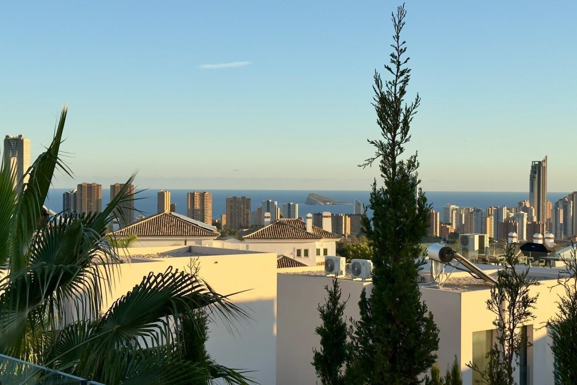 Alquiler a largo plazo - Villa - Finestrat - JARDIN DE SIERRA CORTINA