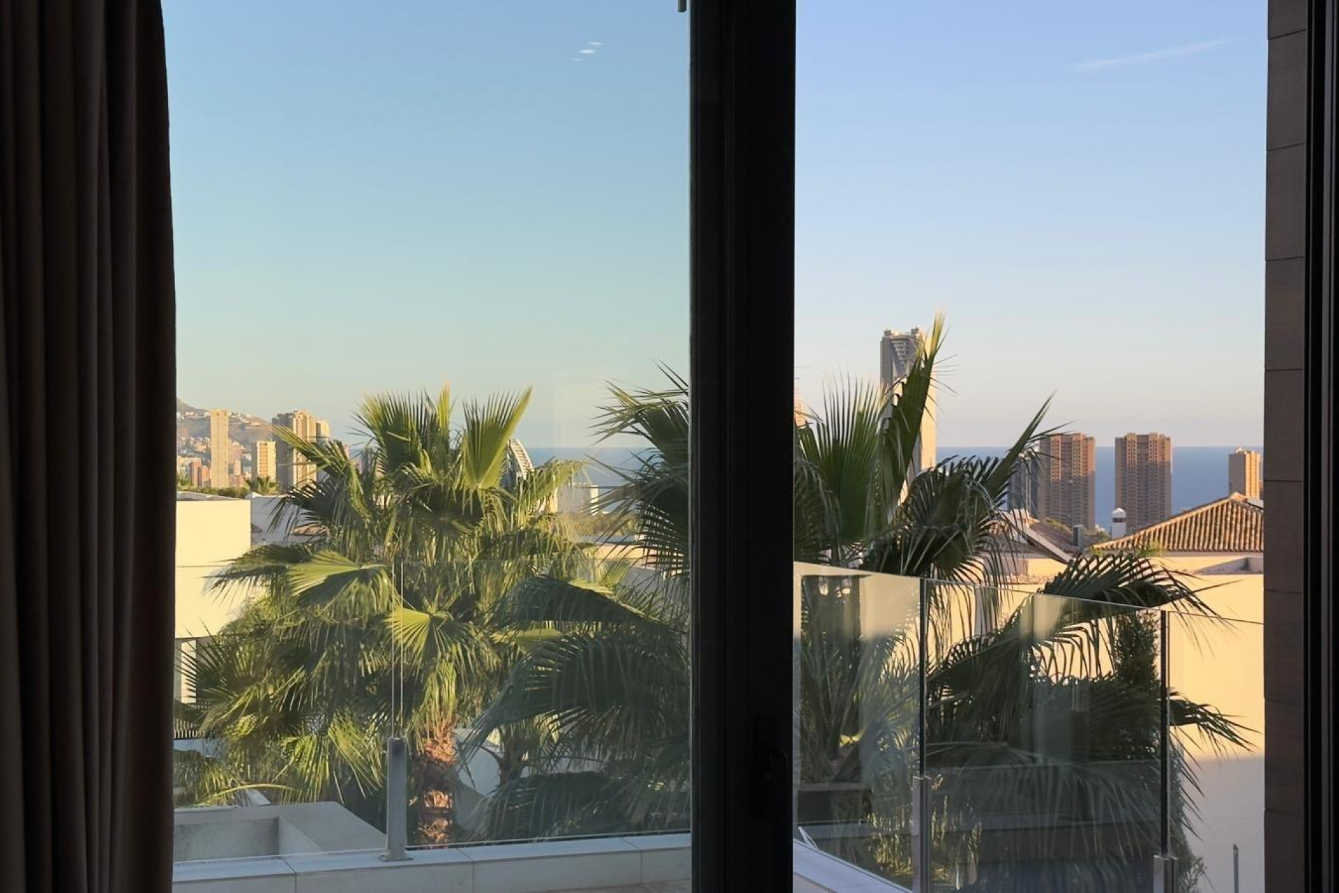 Alquiler a largo plazo - Villa - Finestrat - JARDIN DE SIERRA CORTINA