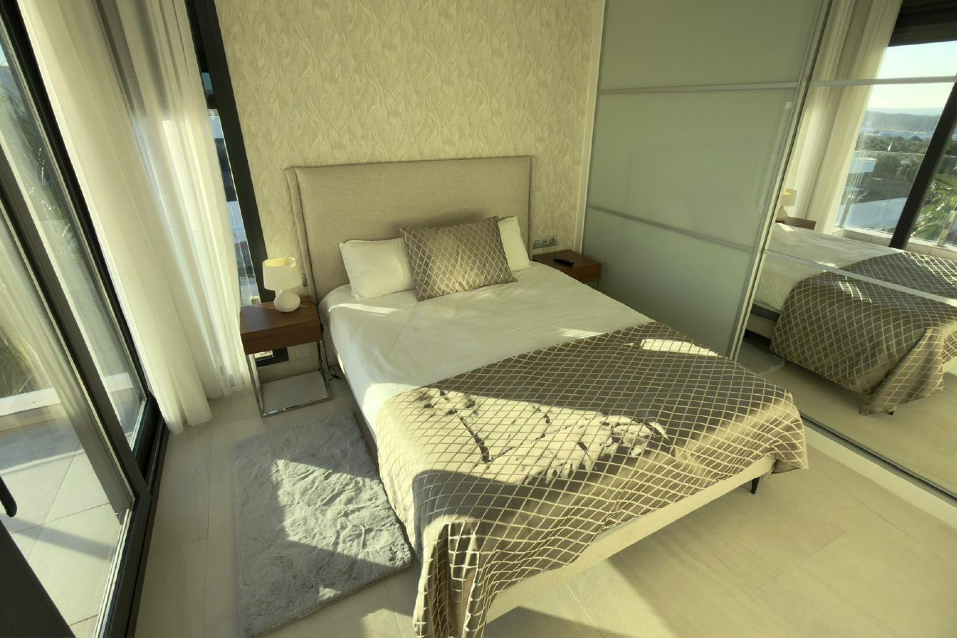 Alquiler a largo plazo - Villa - Finestrat - JARDIN DE SIERRA CORTINA