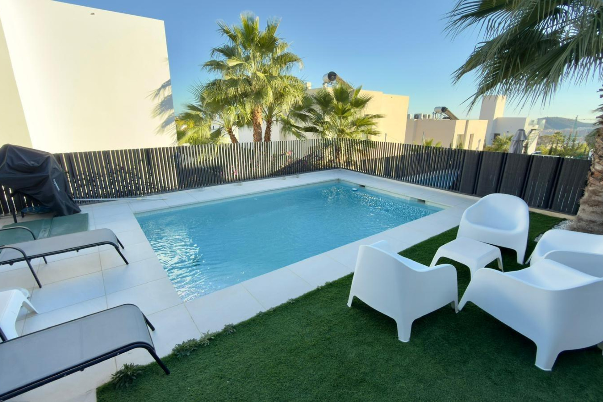 Alquiler a largo plazo - Villa - Finestrat - JARDIN DE SIERRA CORTINA