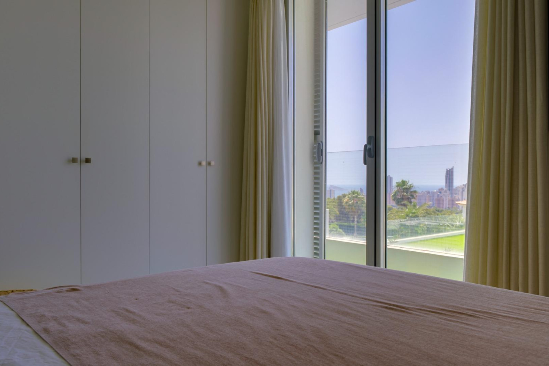 Alquiler a largo plazo - Villa - Finestrat - Sierra cortina