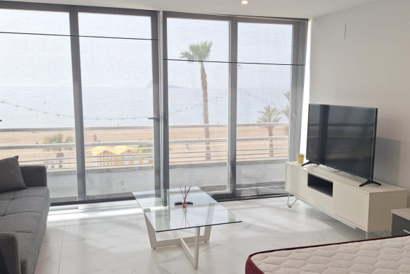 Apartamento / piso - Alquiler a largo plazo - Benidorm - Levante