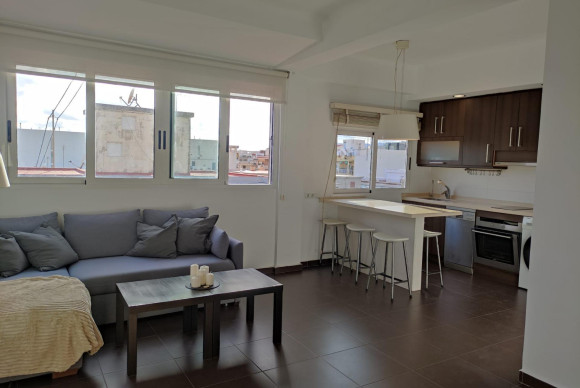 Apartamento / piso - Alquiler a largo plazo - SAN JUAN ALICANTE - Ensanche - Diputación