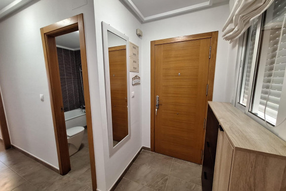 Apartamento / piso - Alquiler a largo plazo - Torrevieja - Torrevieja