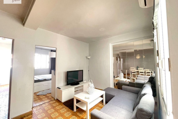 Apartamento / piso - Alquiler a largo plazo - Valencia - Torrefiel