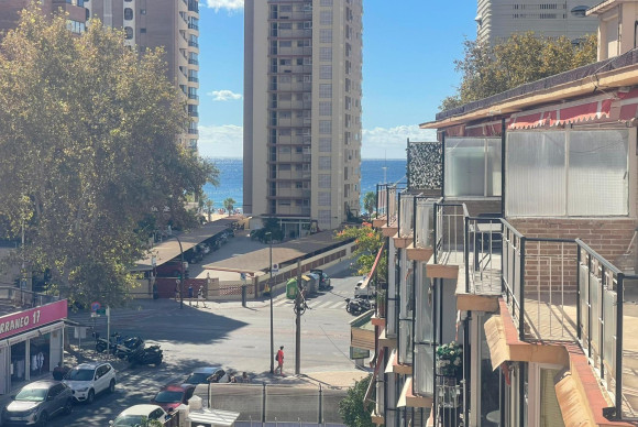 Apartamento / piso - Reventa - Benidorm - Avenida del Mediterraneo