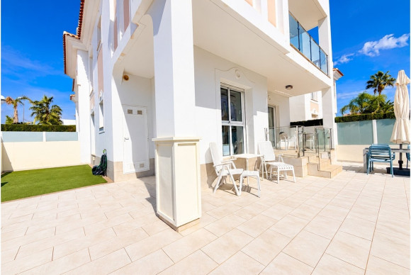 Apartamento / piso - Reventa - Ciudad Quesada - Doña Pepa