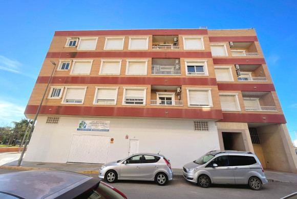Apartamento / piso - Reventa - Los Montesinos - Los Montesinos