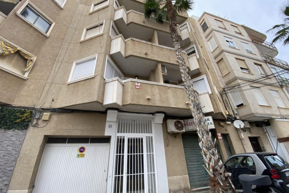 Apartamento / piso - Reventa - Torrevieja - a9531