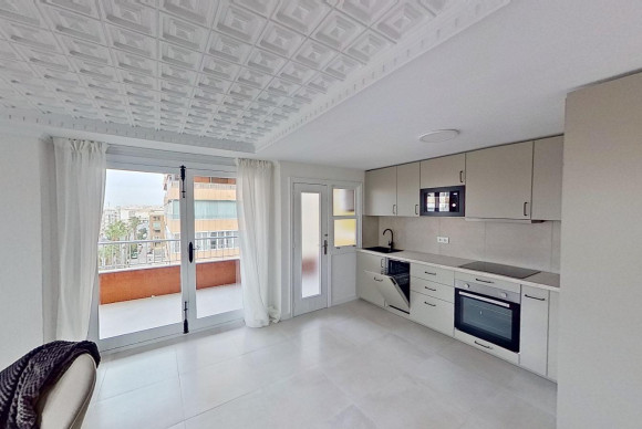 Apartamento / piso - Reventa - Torrevieja - A9784