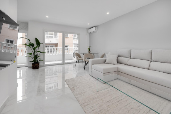 Apartamento / piso - Reventa - Torrevieja - B10779