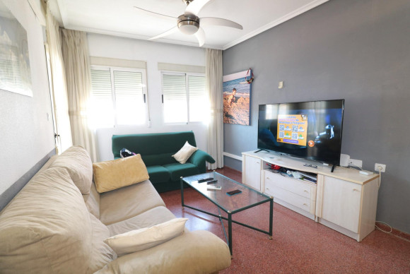 Apartamento / piso - Reventa - Torrevieja - Centro - Muelle Pesquero