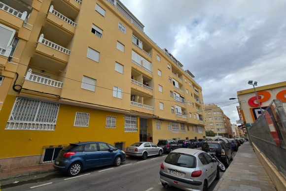 Apartamento / piso - Reventa - Torrevieja - Centro