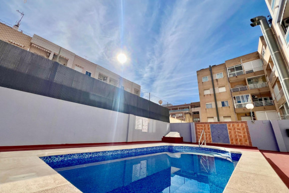 Apartamento / piso - Reventa - Torrevieja - Centro