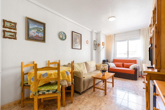 Apartamento / piso - Reventa - Torrevieja - Estacion de autobuses