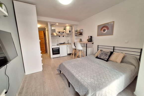 Apartamento / piso - Reventa - Torrevieja - Estacion de autobuses