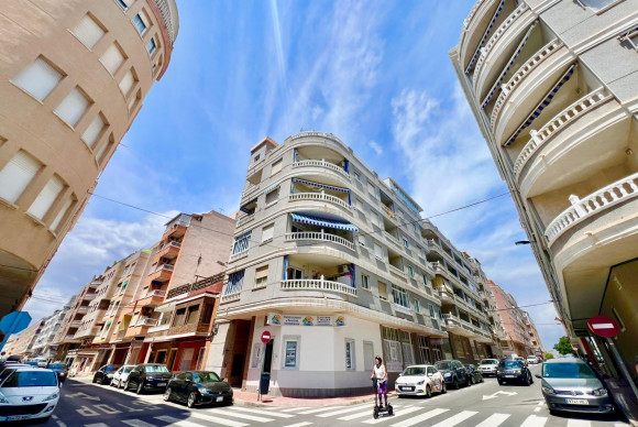 Apartamento / piso - Reventa - Torrevieja - Habaneras