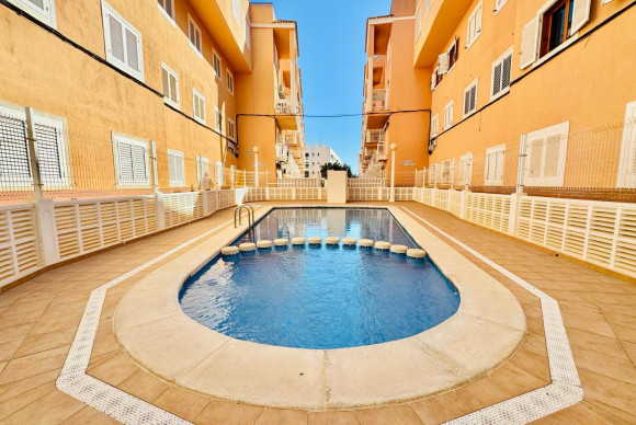 Apartamento / piso - Reventa - Torrevieja - La Mata