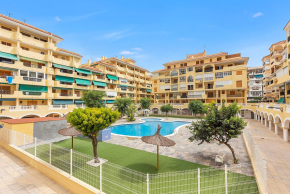 Apartamento / piso - Reventa - Torrevieja - La Mata