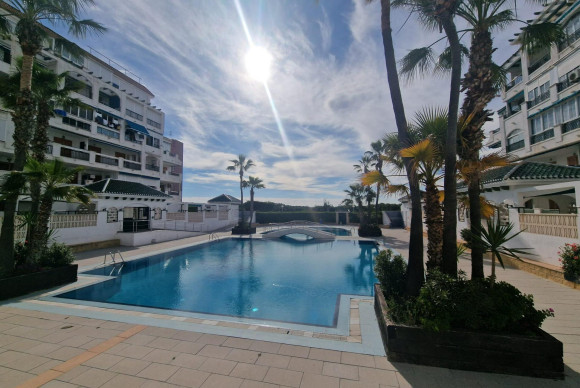Apartamento / piso - Reventa - Torrevieja - La Mata