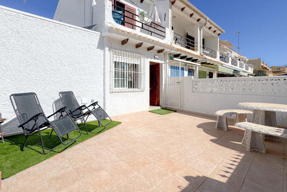 Apartamento / piso - Reventa - Torrevieja - Los Frutales