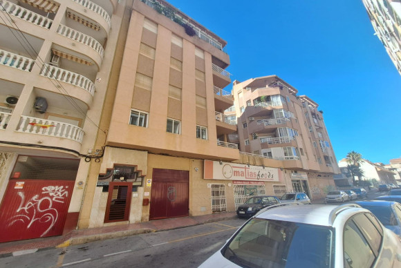 Apartamento / piso - Reventa - Torrevieja - Playa de los Locos