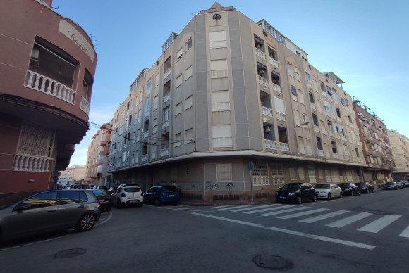 Apartamento / piso - Reventa - Torrevieja - Playa de los Locos