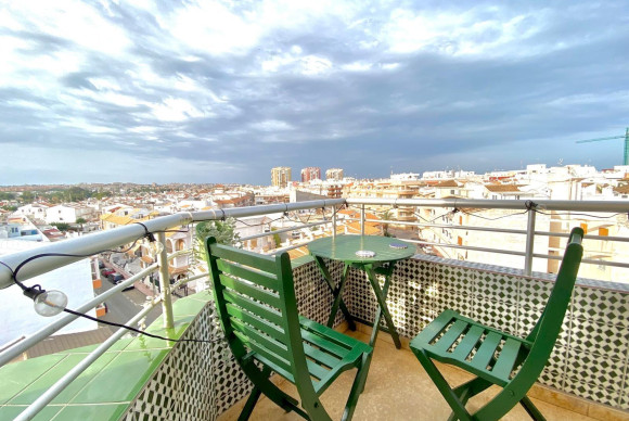 Apartamento / piso - Reventa - Torrevieja - Playa del cura