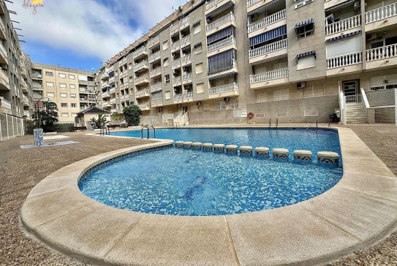 Apartamento / piso - Reventa - Torrevieja - Playa del cura