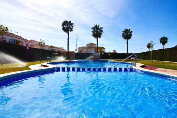 Apartamento / piso - Reventa - Torrevieja - Torretas