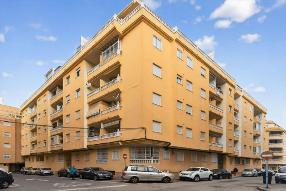 Apartamento / piso - Reventa - Torrevieja - torrevieja