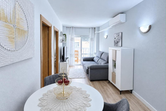 Apartamento / piso - Reventa - Torrevieja - torrevieja