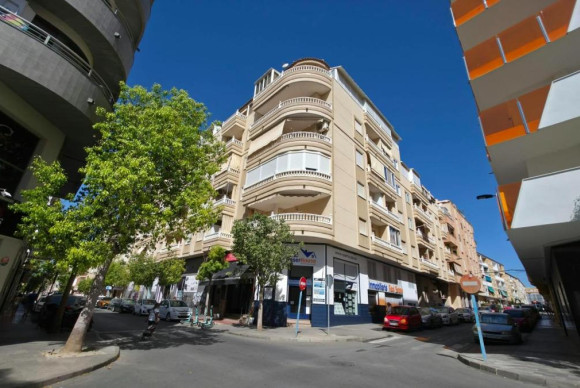 Apartamento / piso - Reventa - Torrevieja - torrevieja