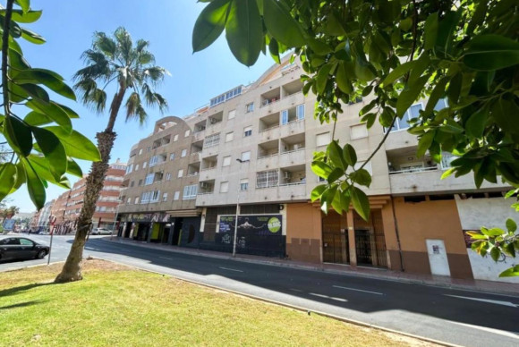 Apartamento / piso - Reventa - Torrevieja - torrevieja