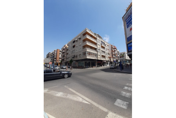 Apartamento / piso - Reventa - Torrevieja - Torrevieja