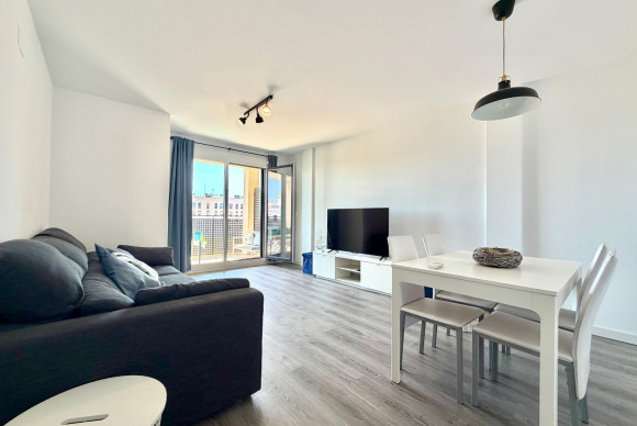 Apartment / flat - Alquiler a largo plazo - Denia - Port