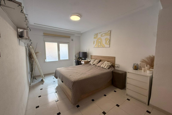 Apartment / flat - Resale - Denia - Center