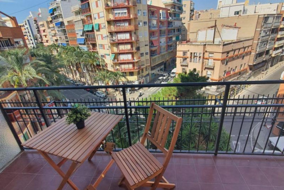 Apartment  - Resale - Alicante / Alacant - Alicante / Alacant