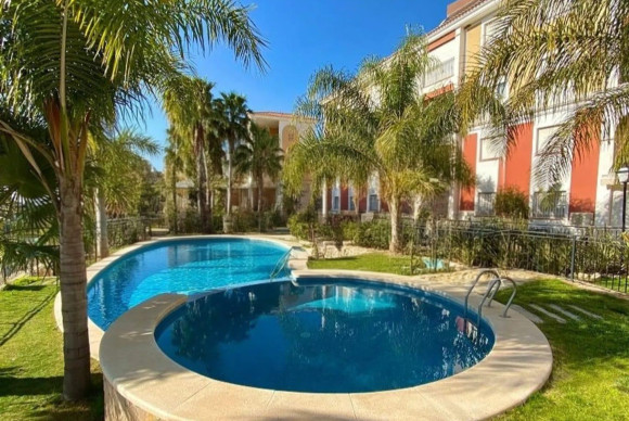 Apartment  - Resale - Mutxamel - Bonalba-Cotoveta