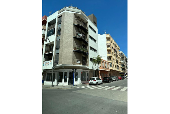 Apartment  - Resale - Torrevieja - A8096
