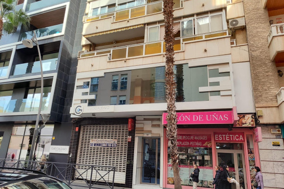 Apartment  - Resale - Torrevieja - A9789