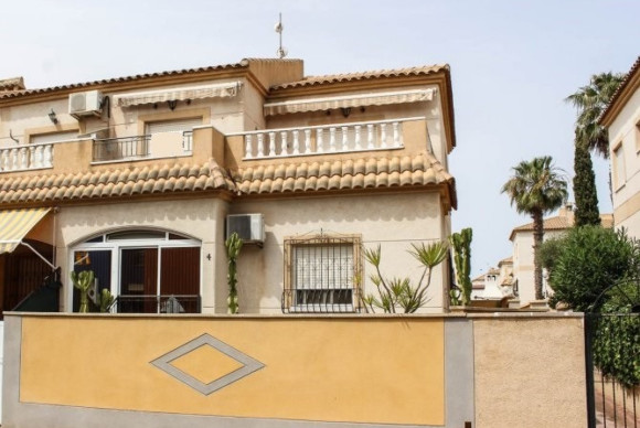 Apartment  - Resale - Torrevieja - Aguas Nuevas