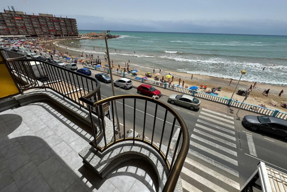Apartment  - Resale - Torrevieja - b10110
