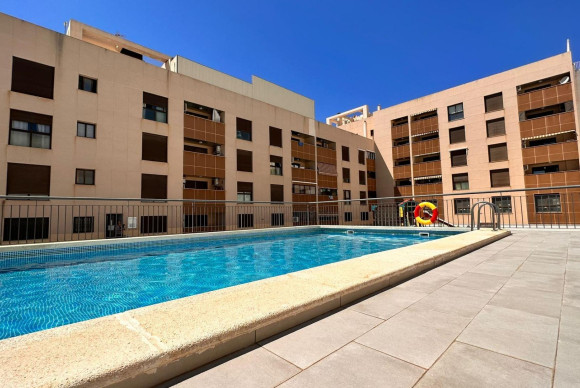 Apartment  - Resale - Torrevieja - Centro