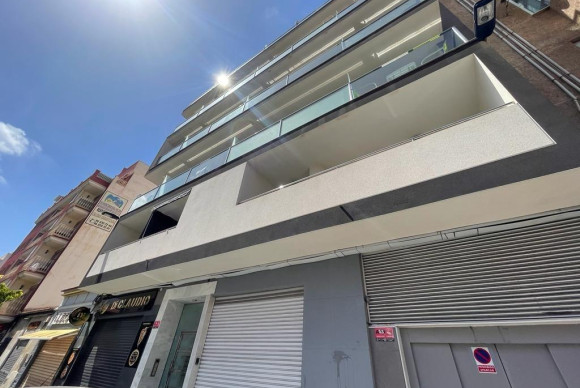 Apartment  - Resale - Torrevieja - Centro