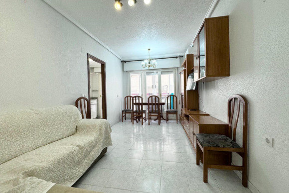 Apartment  - Resale - Torrevieja - Centro