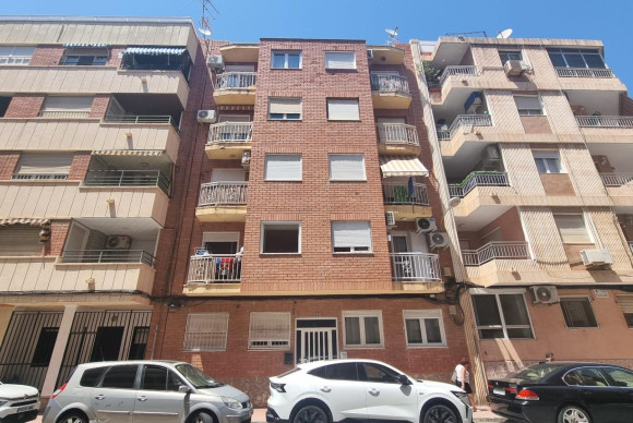 Apartment  - Resale - Torrevieja - Centro