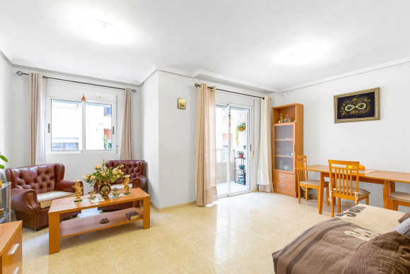 Apartment  - Resale - Torrevieja - Centro